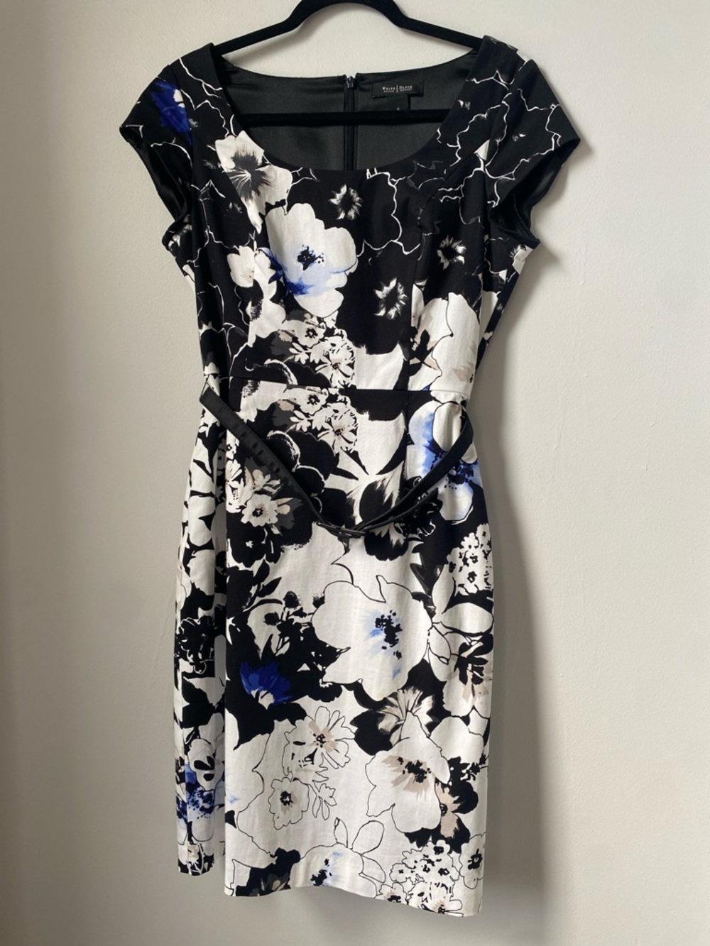 White House Black Market, black, white, bright blue floral cotton dress size 6
